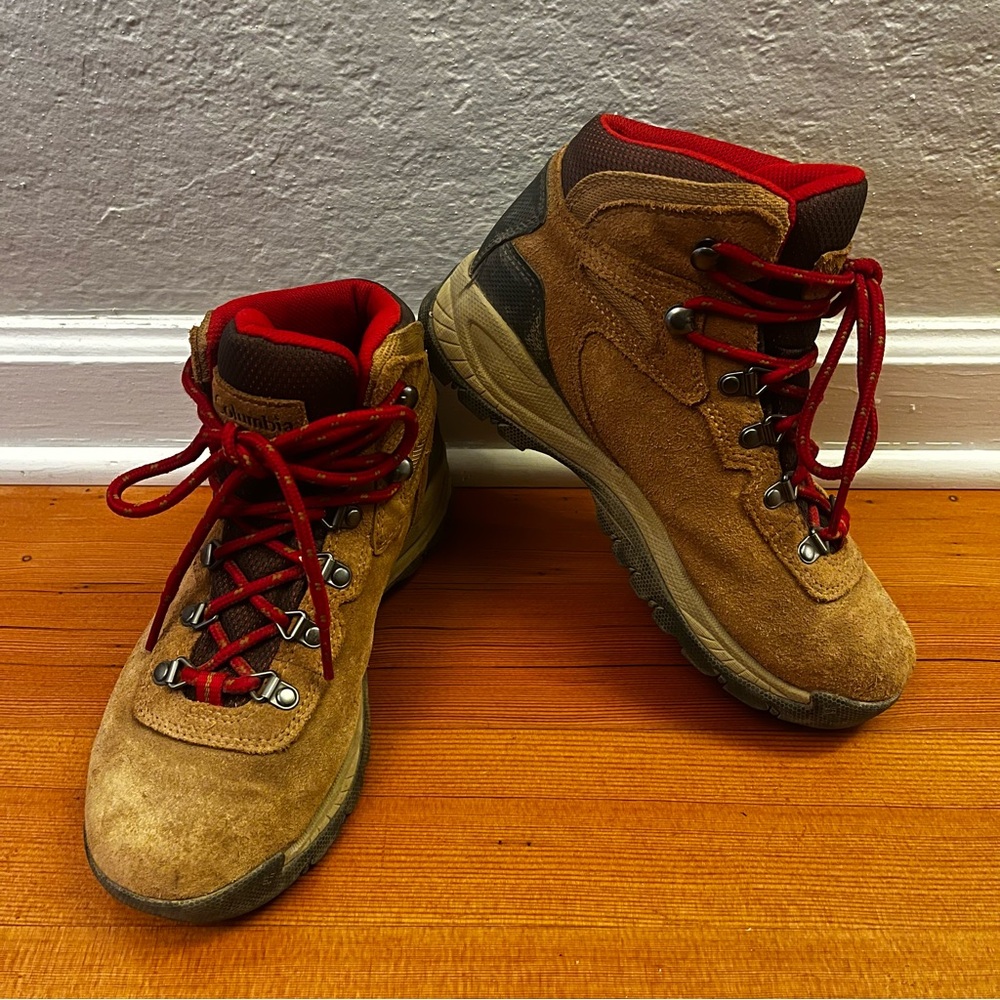 Columbia Newton Ridge Plus Hiking Boot Women's 7 Elk Brown Red Waterproof Amped